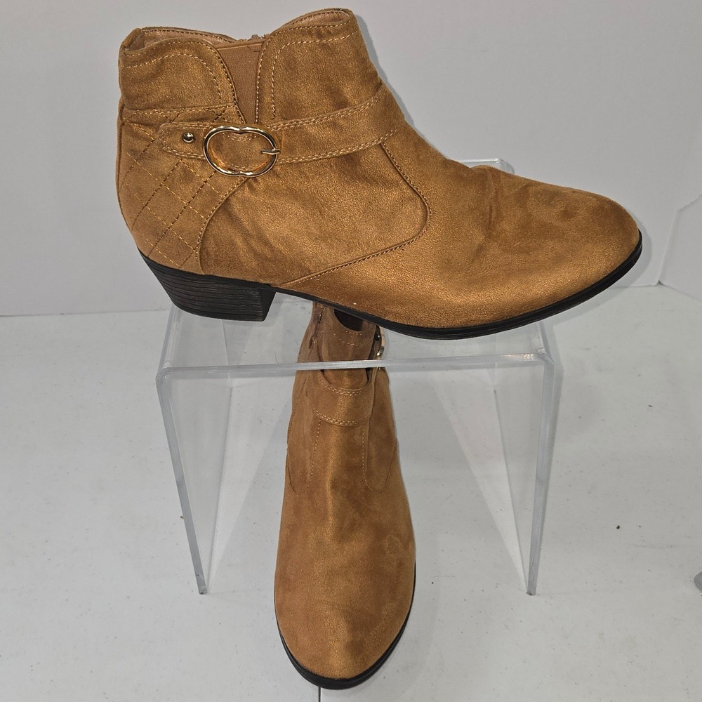 Forever‎ Womens Faux Suede Ankle Boots Tan Camel Gold Buckle Size 10 AC247